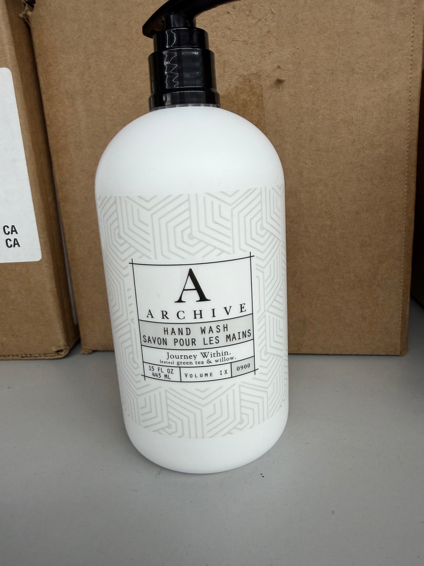 Archive Hand Wash 15 oz – Luxury Hotel Hand Soap (Green Tea & Willow)