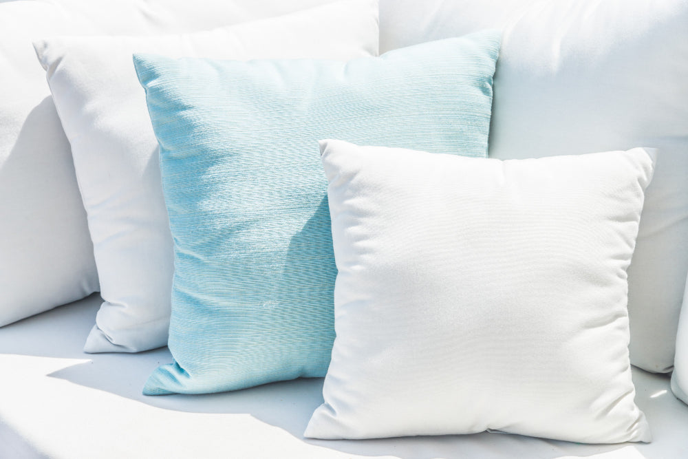 Where to buy holiday inn clearance pillows